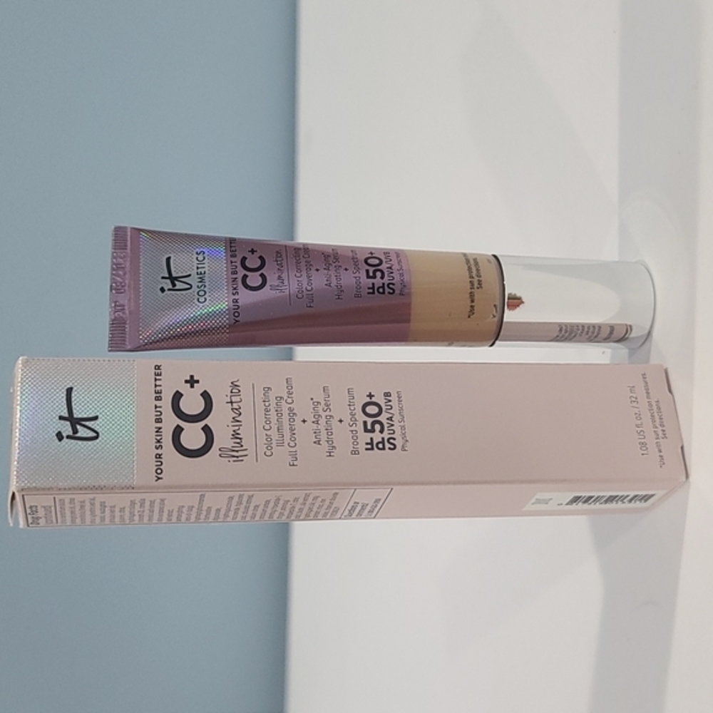 1/2 PRICE ✅ It Cosmetics CC+ Illumination SPF 50+ Anti-Aging ✨Exp 2026 NIB - Picture 3 of 16